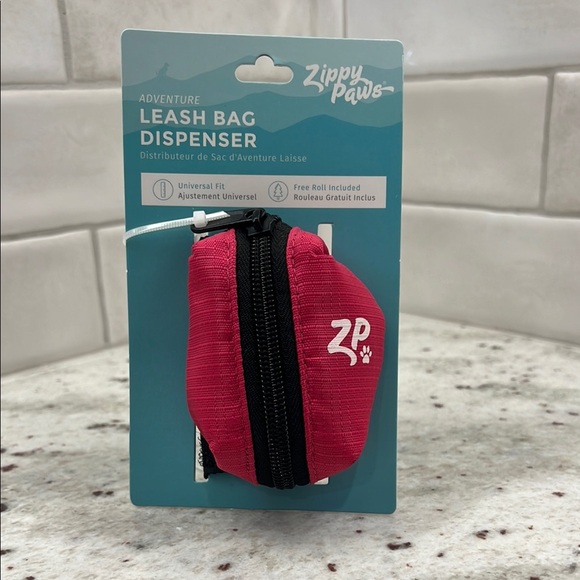 Red Dog Travel Carrier with Durable Design - Picture 1 of 5